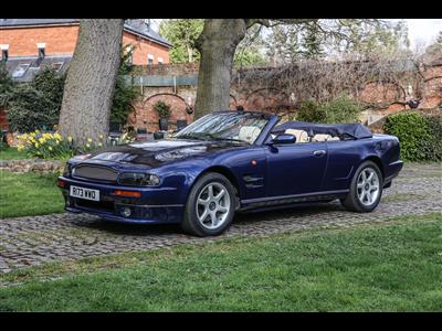 Aston Martin+V8 Volante